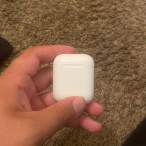 Apple AirPods second generation